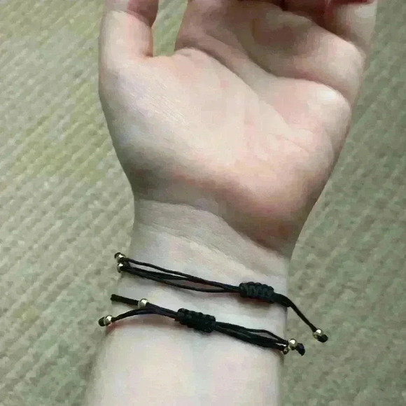 Adjustable rope bracelets black and gold. - Picture 3 of 5